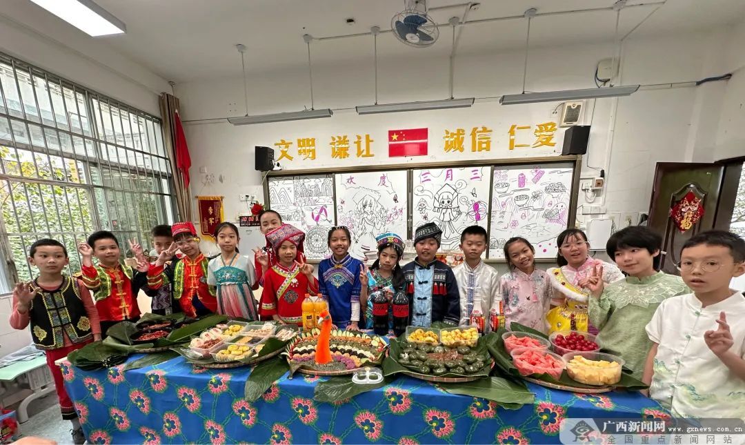 南宁市凤翔路小学教育集团开展2024年广西三月三民俗文化主题活动